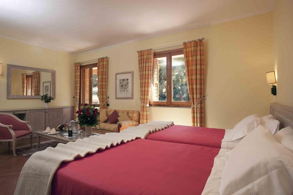 Forte Village Resort - Bouganville Santa Margherita di Pula Ruang foto